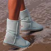 12-11-ugg-blue.jpg