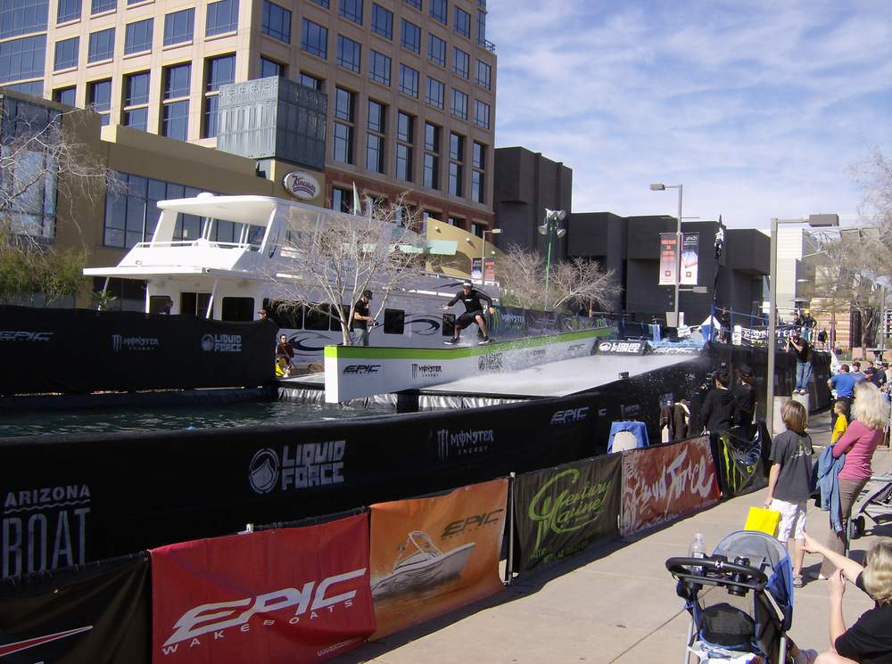 Boat Show 2007 033.jpg