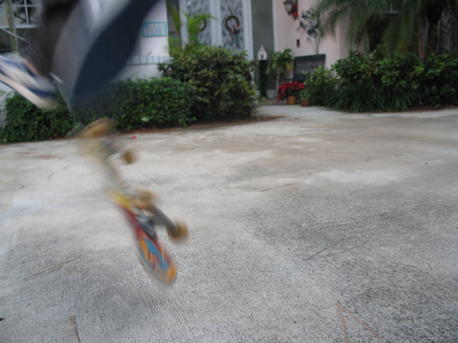 fakie backside heelSM.jpg