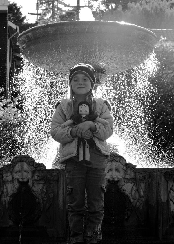 Hannah by fountain BW.jpg