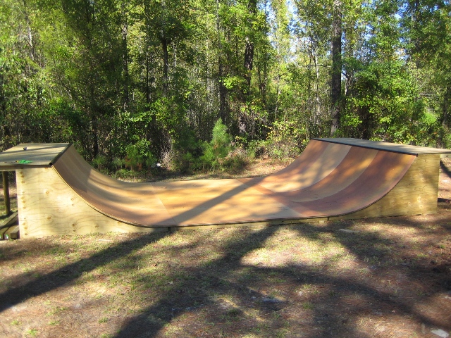 Mini Ramp 001.jpg