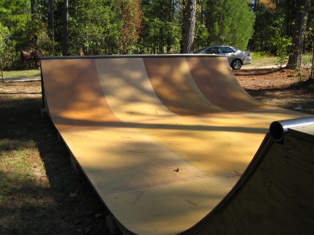 Mini Ramp 003.jpg
