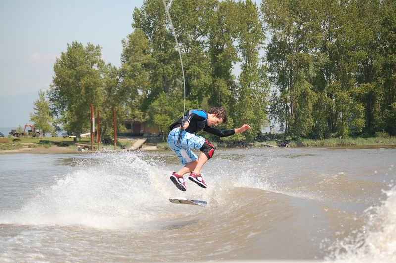 Resize of backbig1.JPG