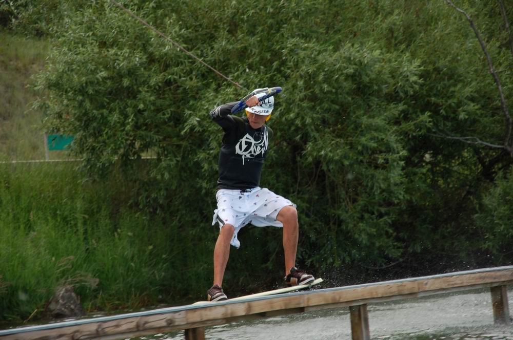 Resize of backbrd1.JPG