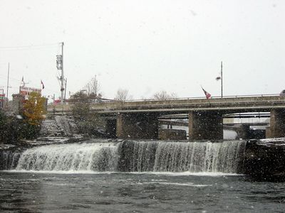 w_fenelon_falls.jpg